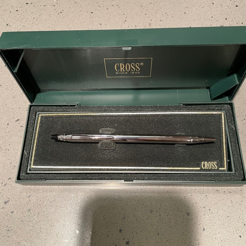 Vintage Cross silver pen